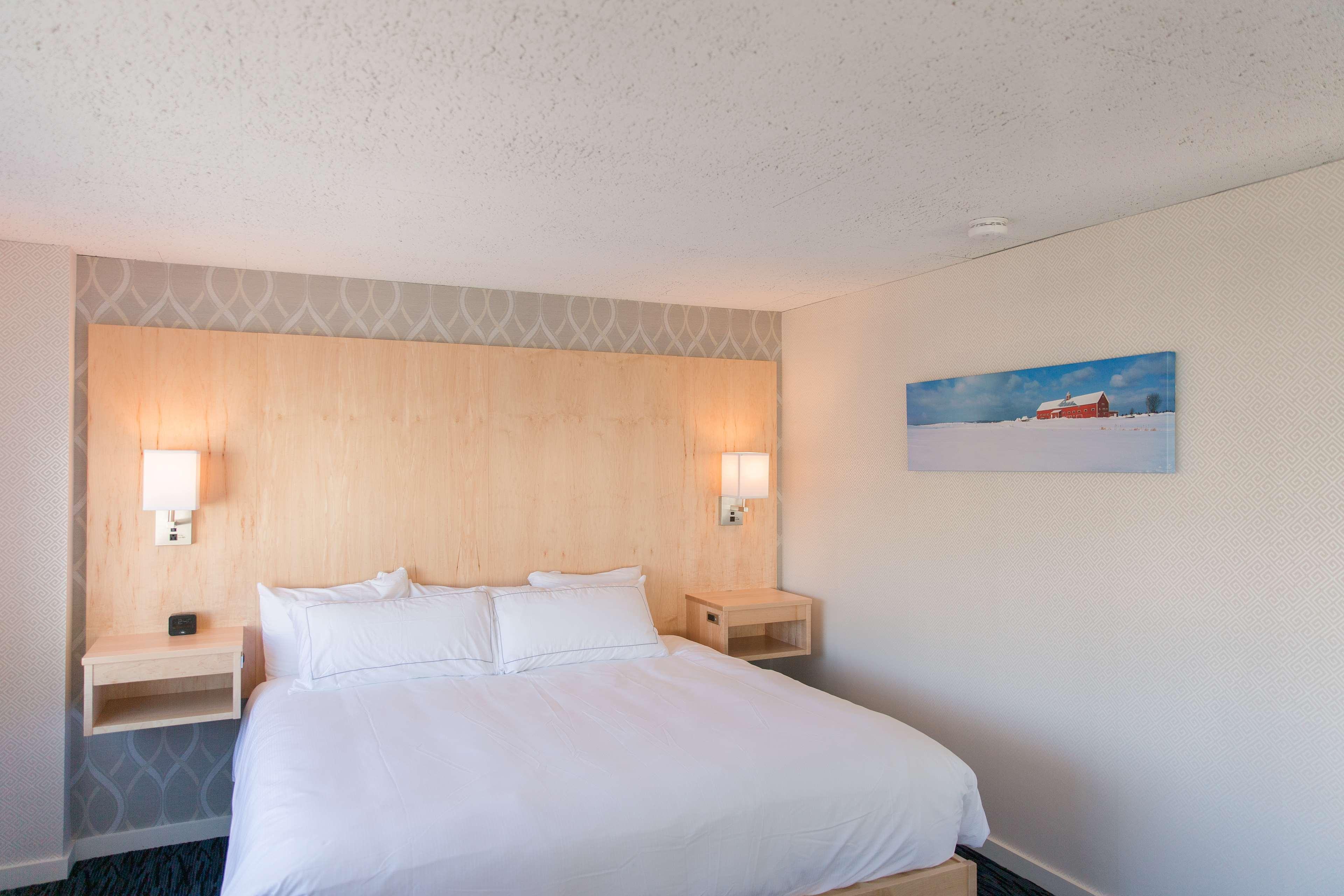 Capitol Plaza Hotel Montpelier Tapestry Collection By Hilton Экстерьер фото
