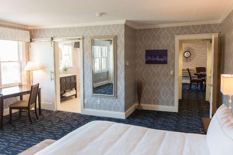 Capitol Plaza Hotel Montpelier Tapestry Collection By Hilton Экстерьер фото