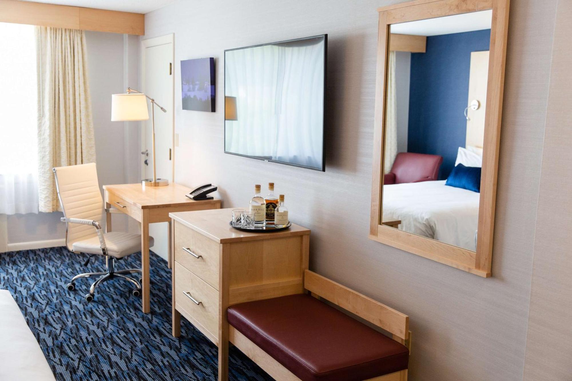 Capitol Plaza Hotel Montpelier Tapestry Collection By Hilton Экстерьер фото