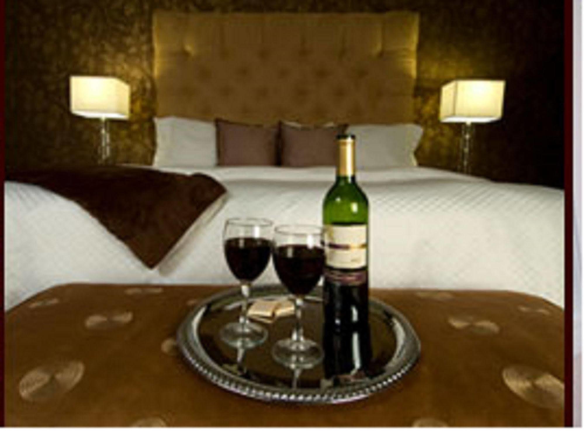 Capitol Plaza Hotel Montpelier Tapestry Collection By Hilton Экстерьер фото